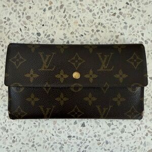 Louis Vuitton Monogram International Wallet